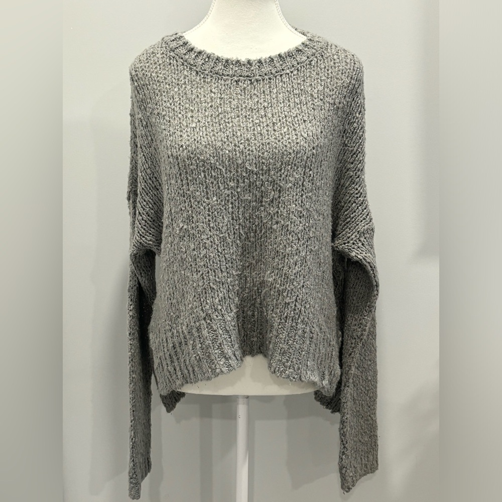 Kimchi Blue Lose Knit Grey Sweater Size M Urban Outfitters Fall Winter Baggy Sz